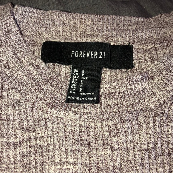Forever 21 fitted tee - Picture 3 of 4